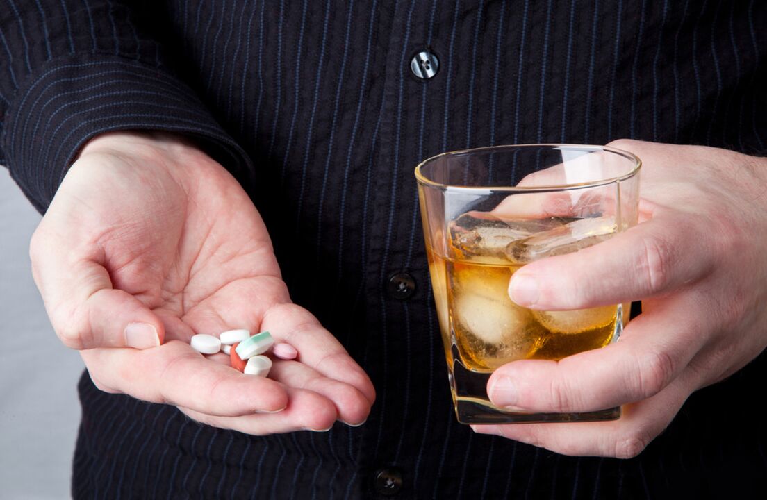 compatibilitatea cu antibioticele și alcoolul